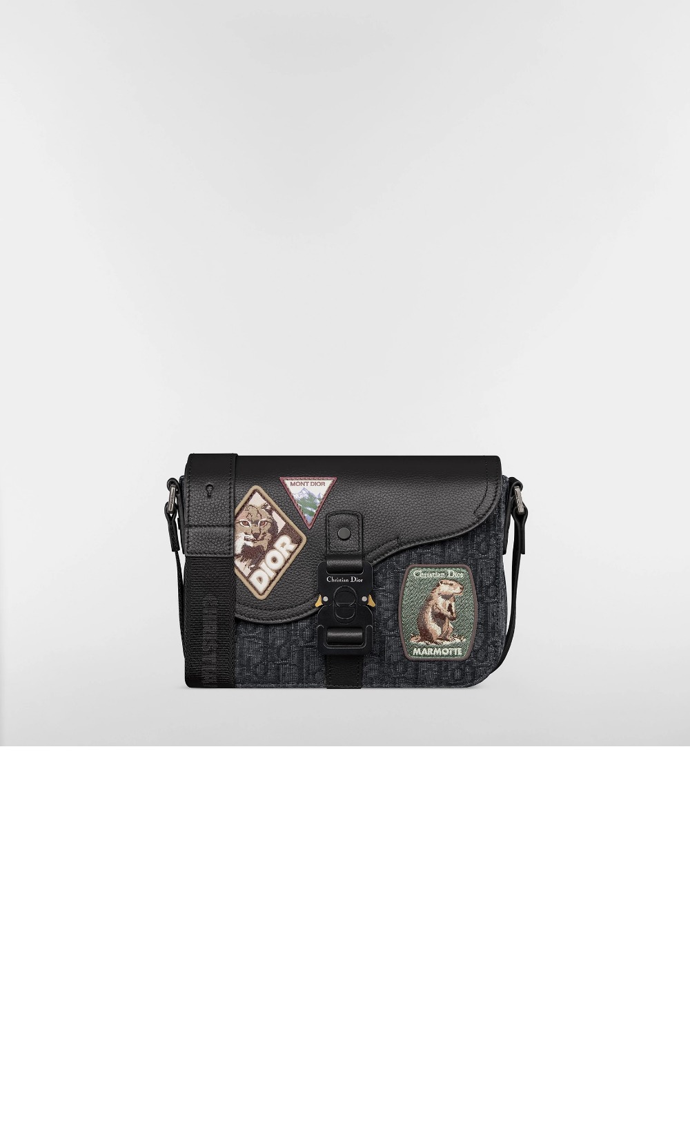 86063821f082a145e04f25a91cb23339_1772525344_426.jpg Saddle 스몰 플랩 스트랩백 1ADPO > Saddle - 새들