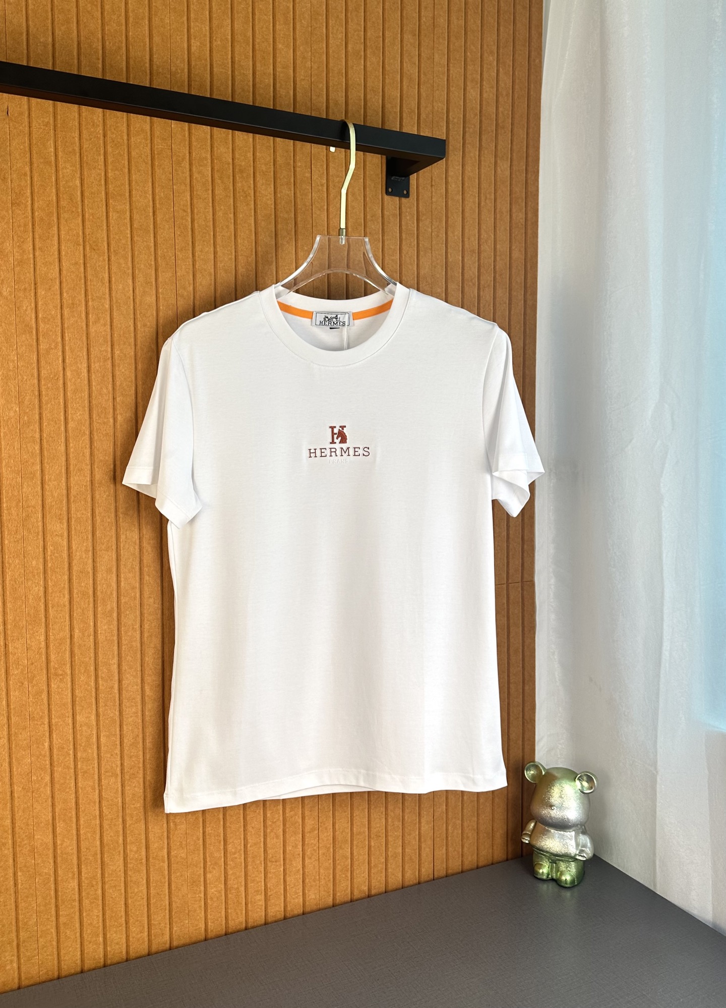 크루넥 반팔 티셔츠