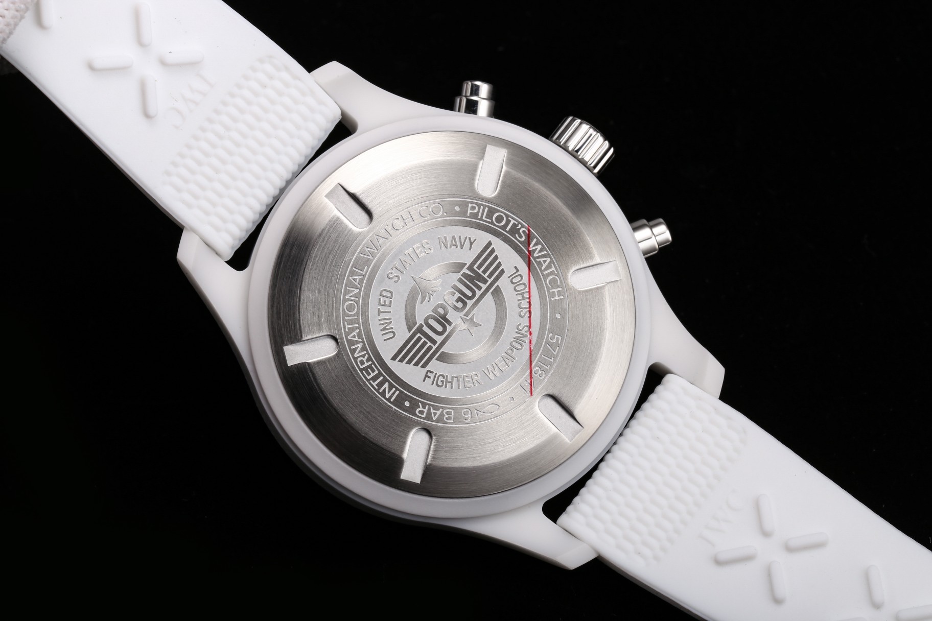 파일럿 크로노그래프 탑건 블랙 다이얼 레이크 타호 스페셜 에디션 / TW IW389105 / 44mm / 크기 44mm 두께 15.7mm, Cal.7750 무브