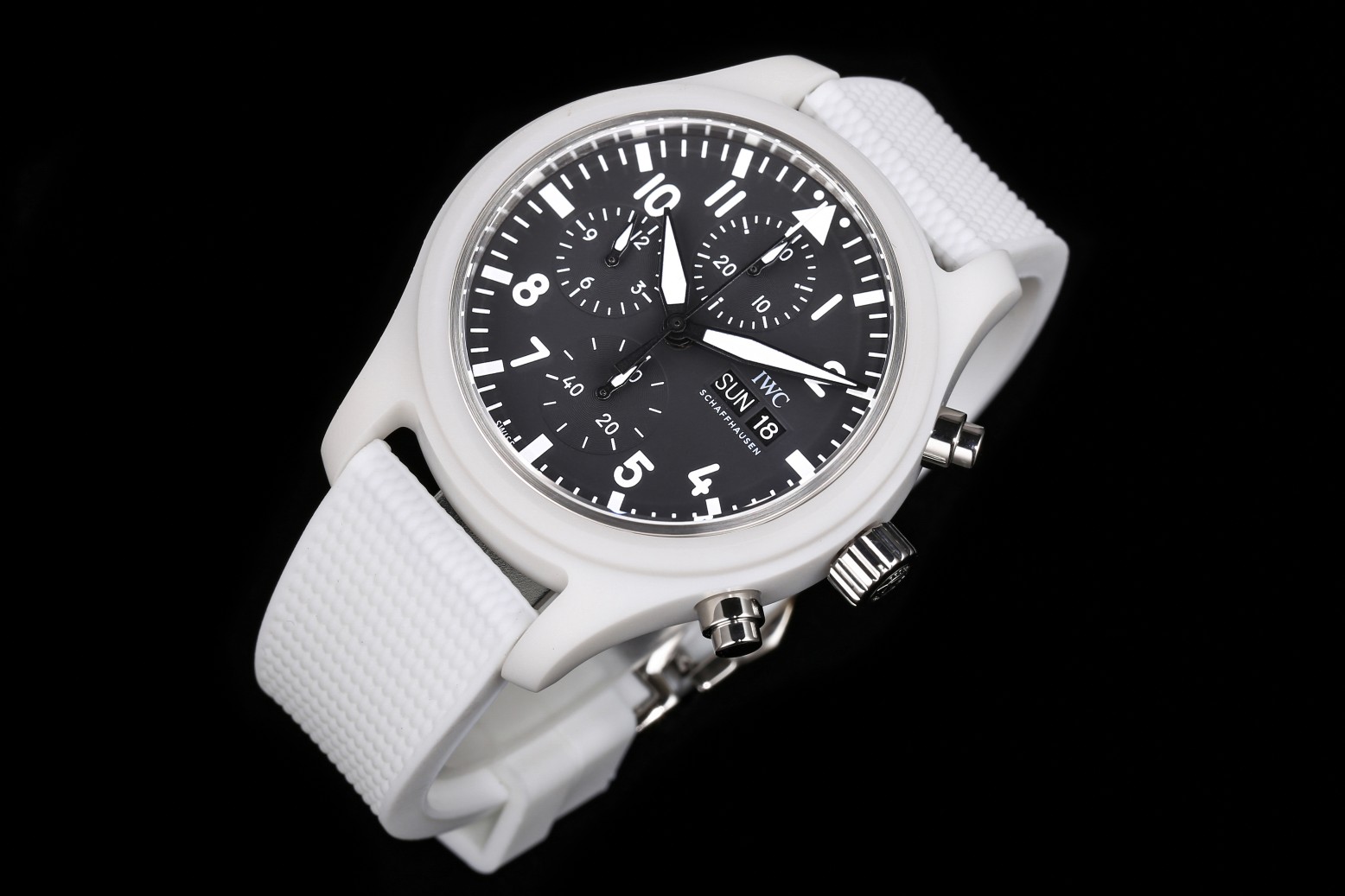파일럿 크로노그래프 탑건 블랙 다이얼 레이크 타호 스페셜 에디션 / TW IW389105 / 44mm / 크기 44mm 두께 15.7mm, Cal.7750 무브