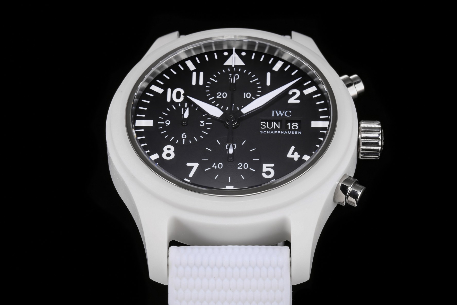 파일럿 크로노그래프 탑건 블랙 다이얼 레이크 타호 스페셜 에디션 / TW IW389105 / 44mm / 크기 44mm 두께 15.7mm, Cal.7750 무브