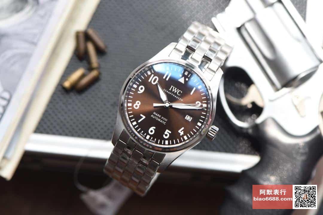 파일럿 마크 18 블랙 다이얼 SS 브레이슬릿 / V7 IW327003 / 40mm / 크기 40mm Cal.2892 무브