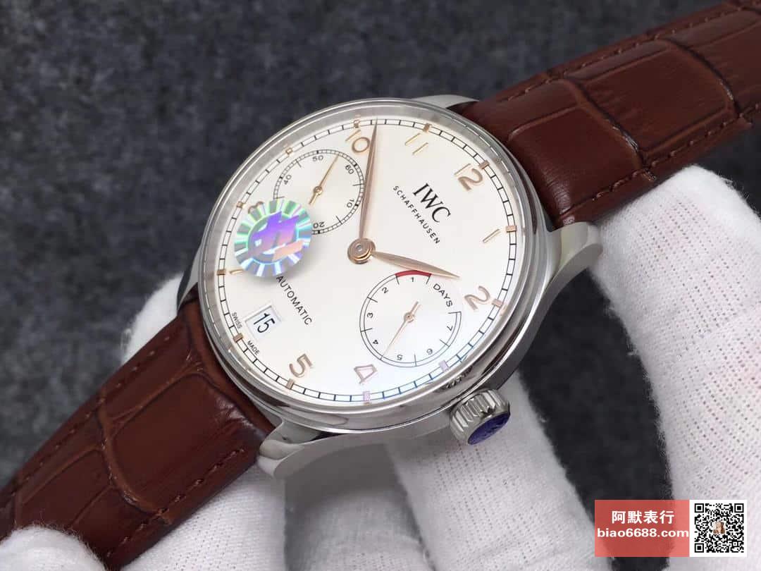 포르투기저 세븐데이즈 스틸 화이트 다이얼 레더 스트랩 / ZF IW500704 / 42mm / 크기 42mm Cal.51011 무브