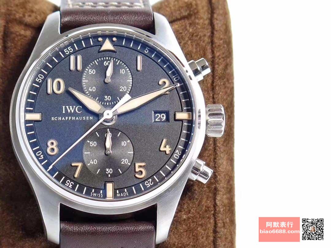 스핏파이어 크로노그래프 브라운 다이얼 레더 스트랩 / ZF IW387808 / 43mm / 크기 43mm Cal.7750 무브먼트