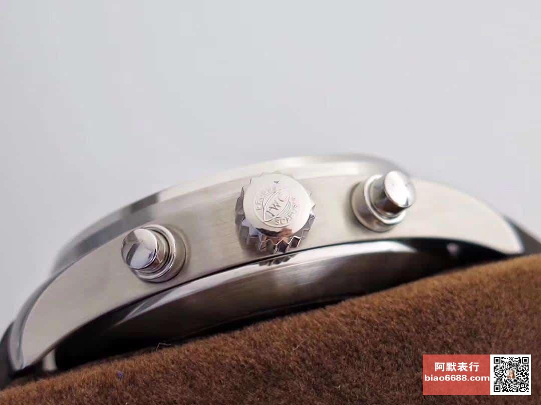 스핏파이어 크로노그래프 브라운 다이얼 레더 스트랩 / ZF IW387808 / 43mm / 크기 43mm Cal.7750 무브먼트
