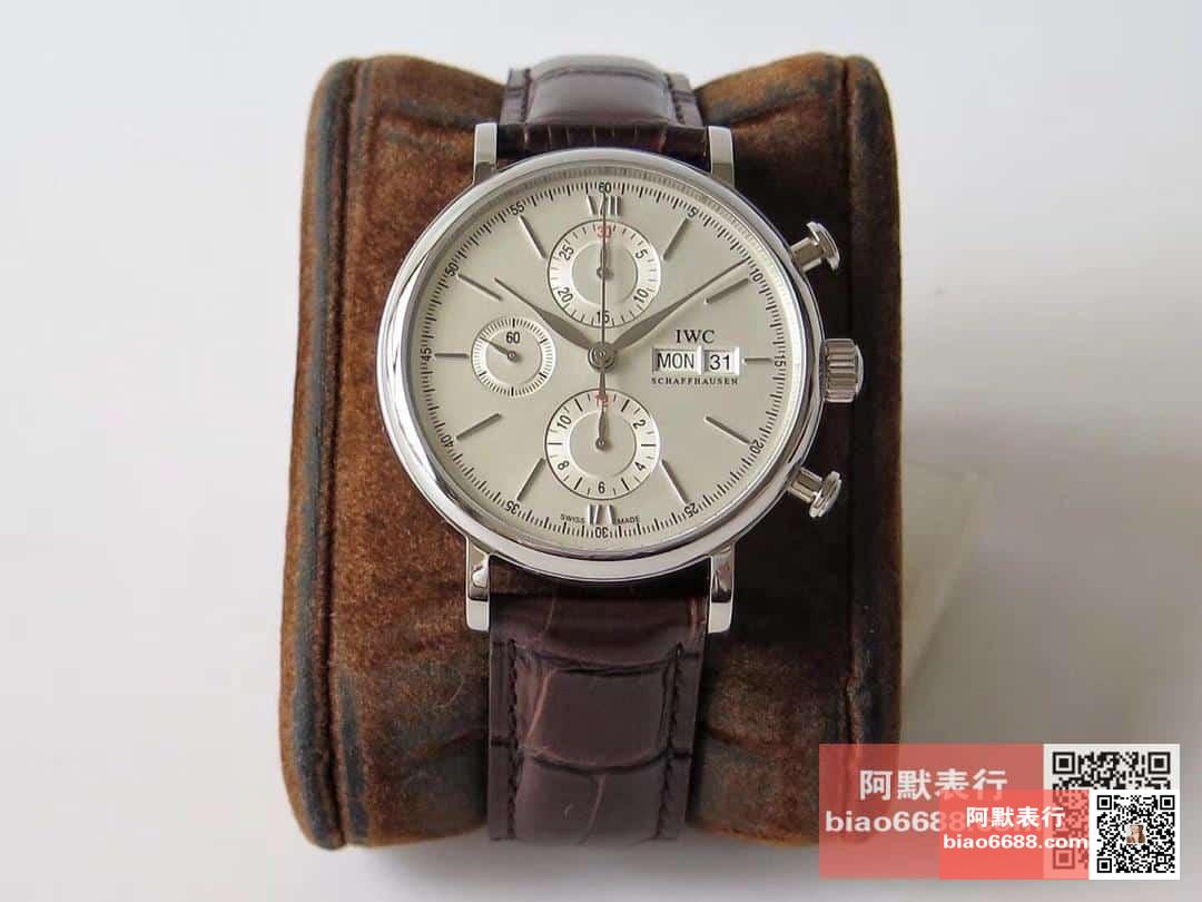 포르토피노 크로노그래프 스틸 화이트 다이얼 레더 스트랩 / ZF IW391001 / 42mm / 크기 42mm 두께 13.5mm Cal.7750 무브