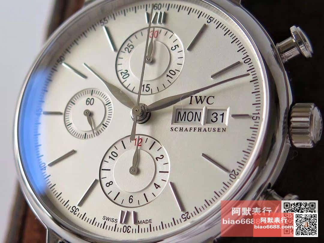 포르토피노 크로노그래프 스틸 화이트 다이얼 레더 스트랩 / ZF IW391001 / 42mm / 크기 42mm 두께 13.5mm Cal.7750 무브