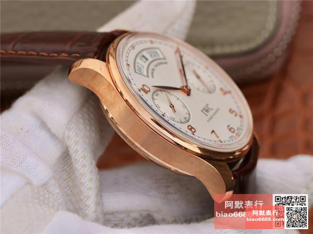 포르투기저 애뉴얼 캘린더 로즈골드 화이트 다이얼 레더 스트랩 / YL IW503504 / 44.2mm / 크기 44.2mm 두께 15.3mm , IWC 칼리버 52850 클론 ETA 메커니즘