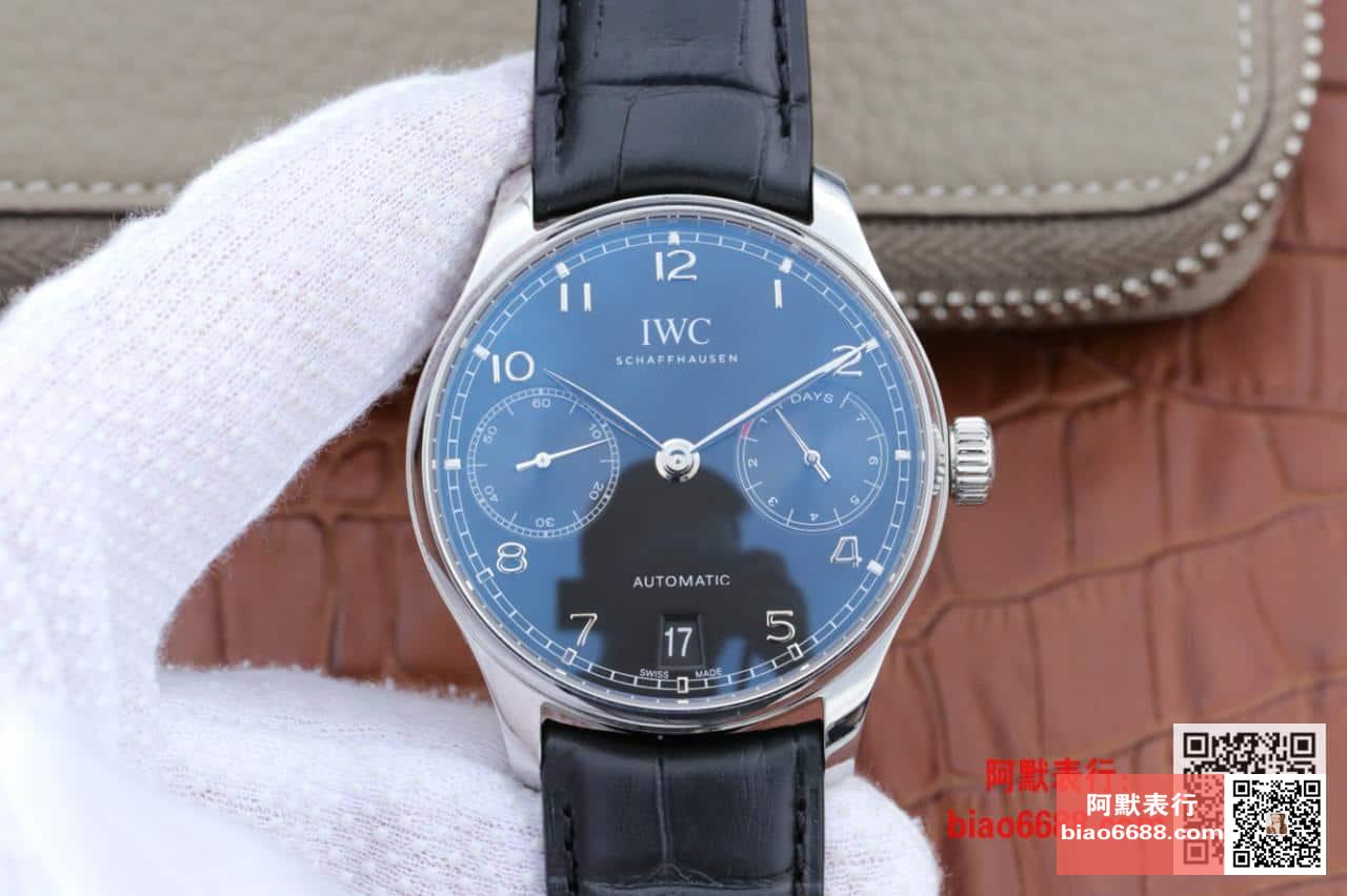 포르투기저 세븐데이즈 스틸 블랙 다이얼 레더 스트랩 / ZF IW500705 / 42.3mm / 크기 42.3mm 두께 14.5mm Cal.52010 무브먼트