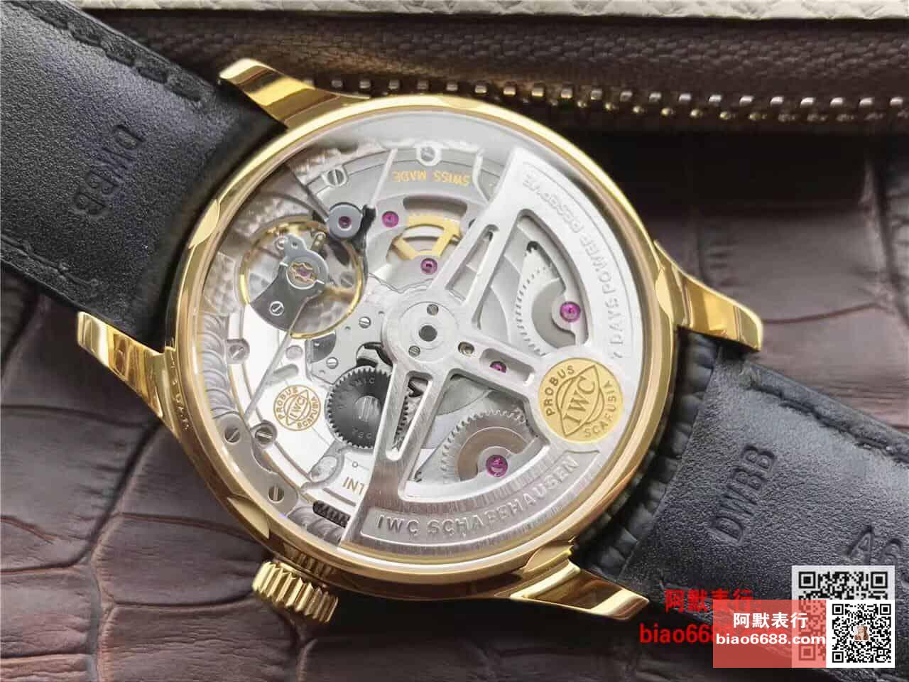 포르투기저 세븐데이즈 골드 블랙 다이얼 레더 스트랩 / ZF IW500101 / 42.3mm / 크기 42.3mm 두께 13.9mm Cal.51011 무브먼트