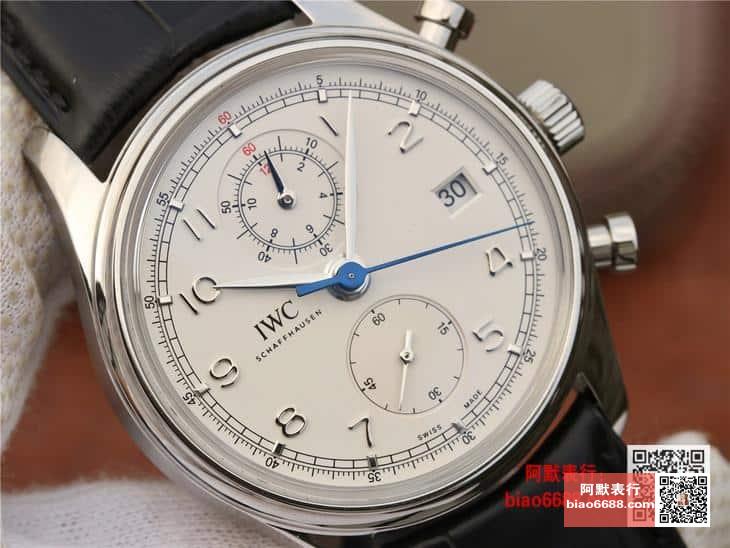 포르투기저 크로노그래프 클래식 화이트 다이얼 레더 스트랩 / ZF IW390403 / 42mm / 크기 42mm 두께 13.5mm Cal.89361 무브먼트