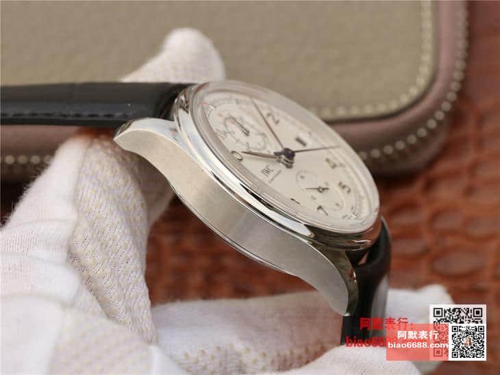 포르투기저 크로노그래프 클래식 화이트 다이얼 레더 스트랩 / ZF IW390403 / 42mm / 크기 42mm 두께 13.5mm Cal.89361 무브먼트
