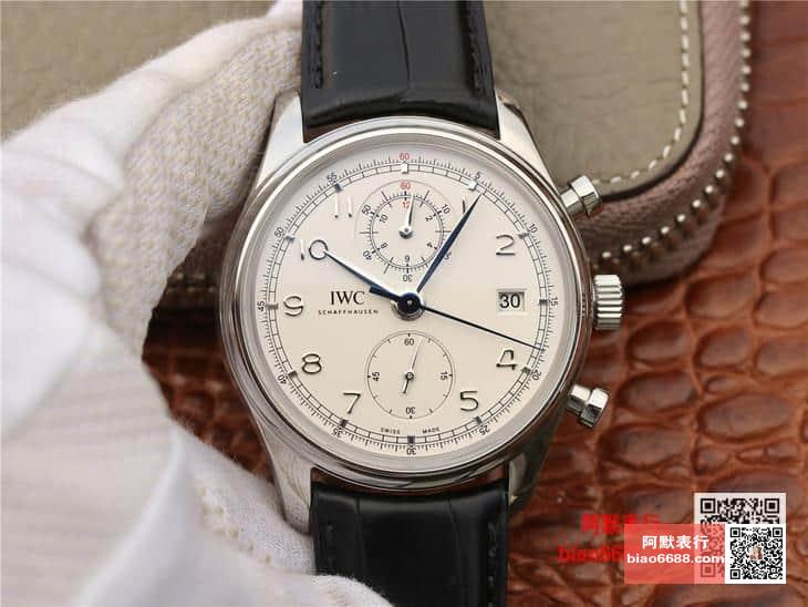 포르투기저 크로노그래프 클래식 화이트 다이얼 레더 스트랩 / ZF IW390403 / 42mm / 크기 42mm 두께 13.5mm Cal.89361 무브먼트
