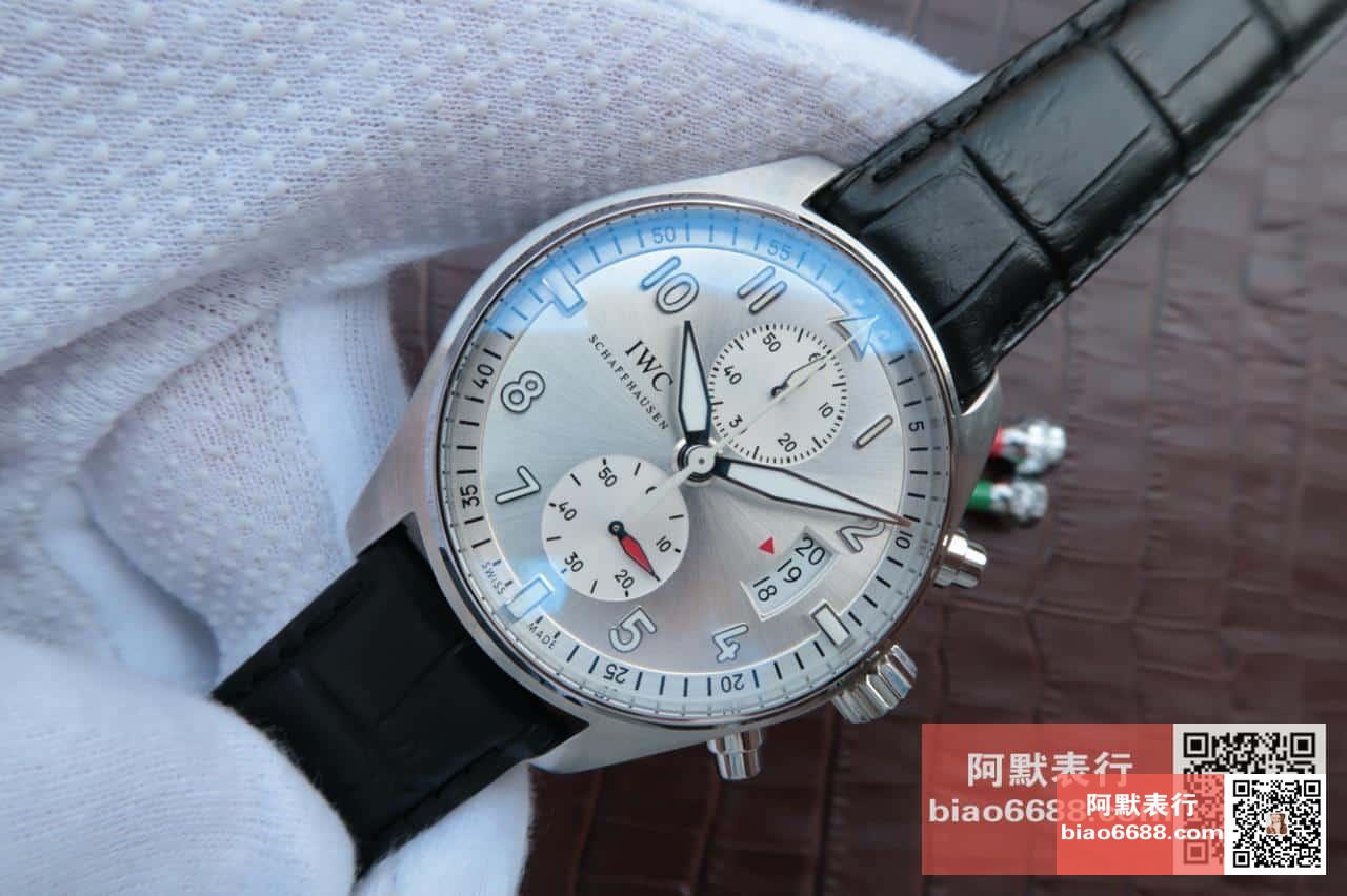 포르토피노 크로노그래프 화이트 다이얼 레더 스트랩 / ZF IW387802 / 43mm / 크기 43mm Cal.7750 무브먼트