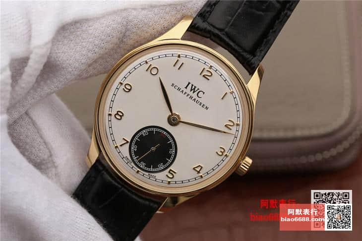 포르투기저 존스 소드 골드 화이트/블랙 다이얼 레더 스트랩 / ZF IW545408 / 44mm / 크기 44mm 두께 10mm Cal.98295 무브먼트