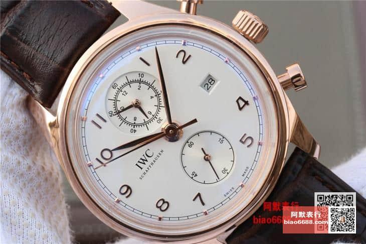 포르투기저 크로노그래프 클래식 로즈골드 화이트 다이얼 레더 스트랩 / YL IW390403 / 42mm / 크기 42mm 두께 14.5mm Cal.89361 무브