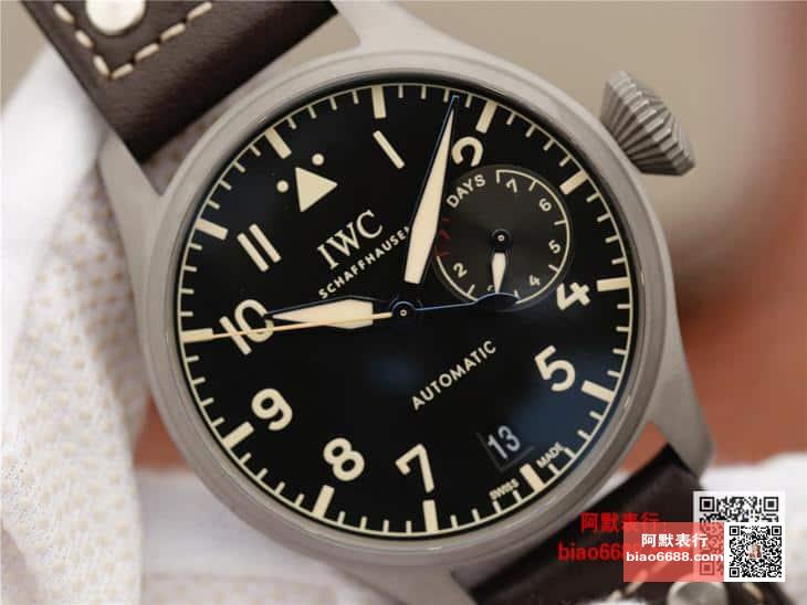 빅 파일럿 오토매틱 헤리티지 스틸 블랙 다이얼 레더 스트랩 / YL IW501004 / 46mm / 크기 46mm , cal.52850 무브먼트