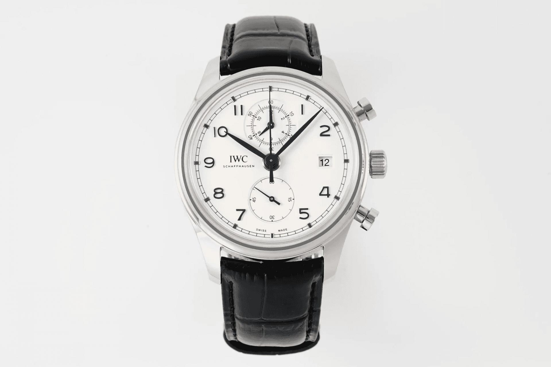 포르투기저 다빈치 크로노그래프 클래식 화이트 다이얼 레더 스트랩 / APS IW390302 / 44mm / Cal.89361 크로노그래프 기계식 무브먼트, 두께 16.5mm