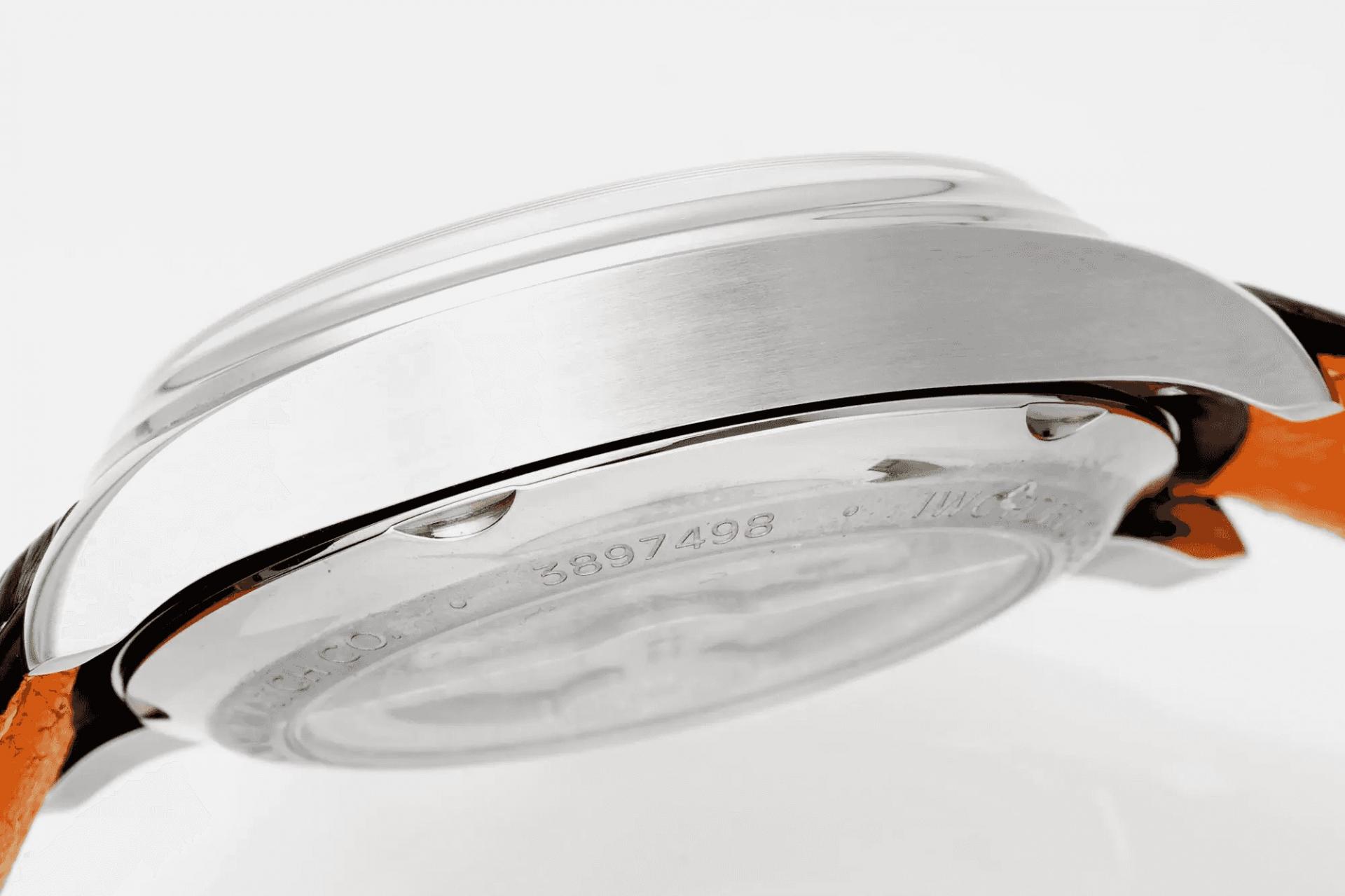 포르투기저 다빈치 크로노그래프 클래식 블루 다이얼 레더 스트랩 / APS IW390303 / 44mm / Cal.89361 크로노그래프 기계식 무브먼트, 두께 16.5mm