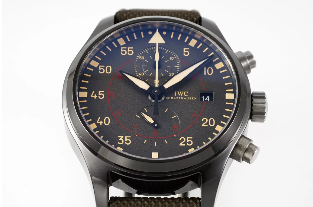 파일럿 워치 크로노그래프 탑건 미라마 나일론 스트랩 / APS IW389002 / 44mm / Cal.89361 무브먼트, 크기 : 44mm 두께 16.5mm