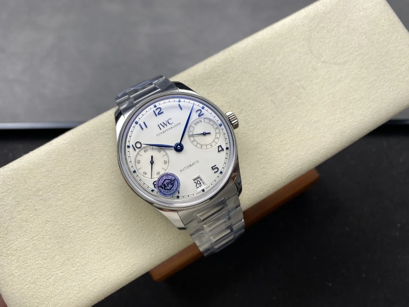 포르투기저 세븐데이즈 화이트골드 화이트 다이얼 SS 브레이슬릿 / APS IW501702 / 42mm / 아시아 맞춤형 52010 자동 무브먼트,정품 무브먼트와 동일한 기능
