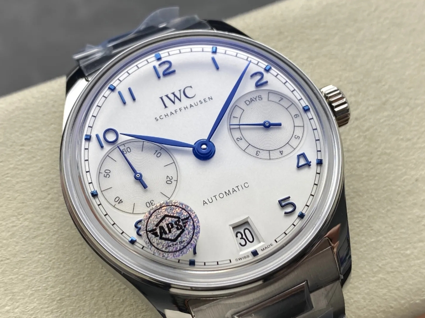 포르투기저 세븐데이즈 화이트골드 화이트 다이얼 SS 브레이슬릿 / APS IW501702 / 42mm / 아시아 맞춤형 52010 자동 무브먼트,정품 무브먼트와 동일한 기능