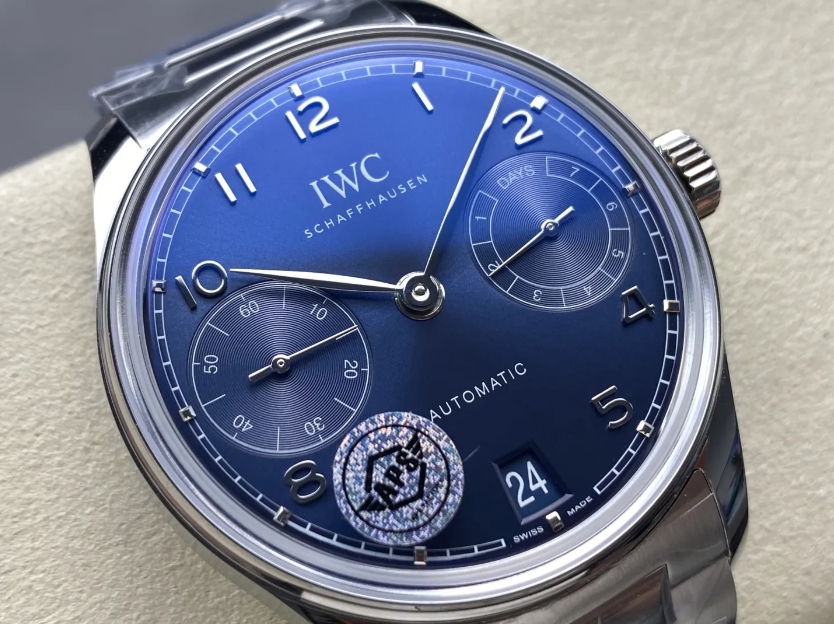 포르투기저 세븐데이즈 화이트골드 블루 다이얼 SS 브레이슬릿 / APS IW501704 / 42mm / 아시아 맞춤형 52010 자동 무브먼트,정품 무브먼트와 동일한 기능