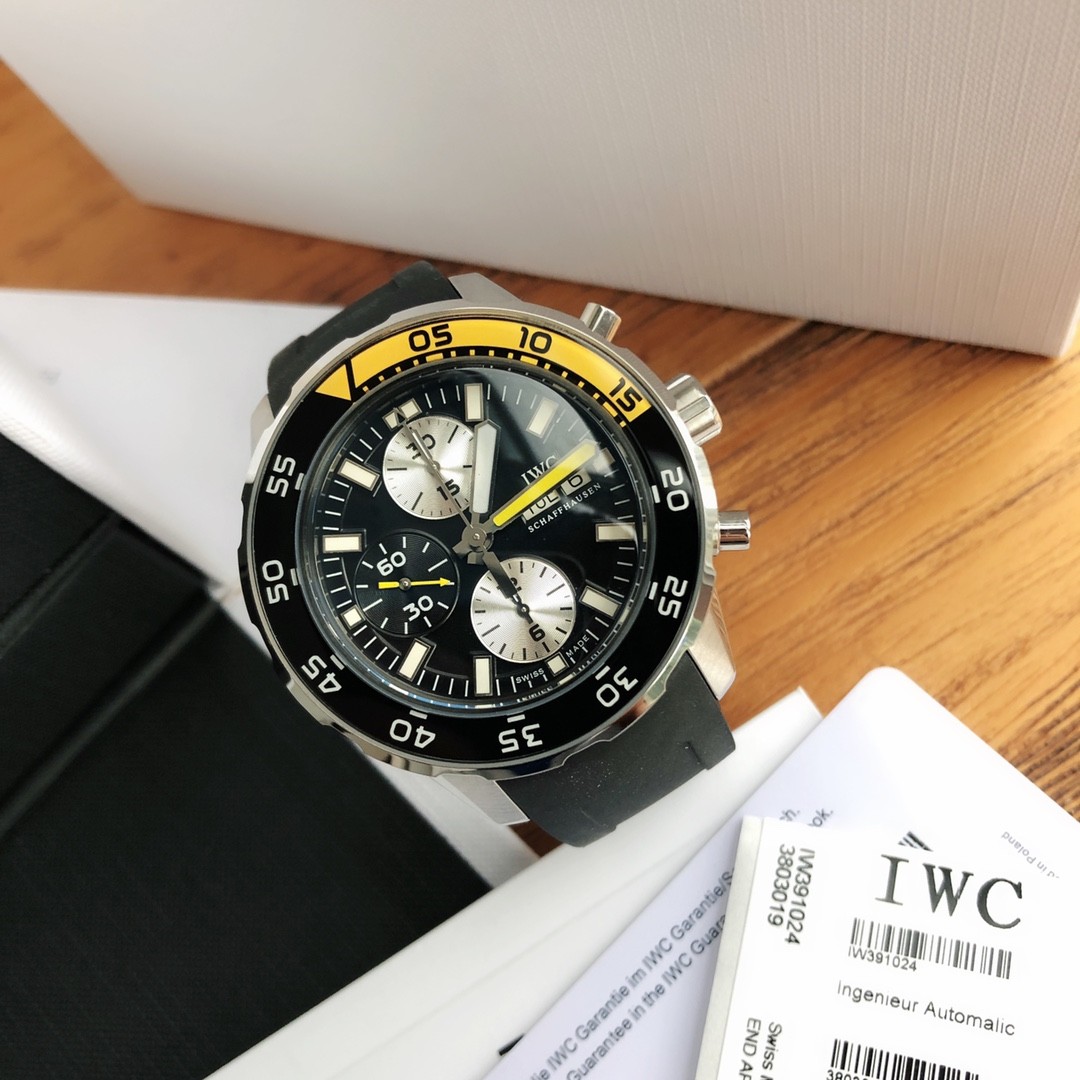 Aquatimer / 44mm