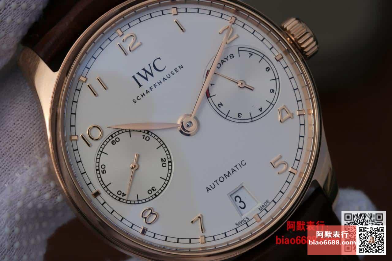 포르투기저 세븐데이즈 로즈골드 화이트다이얼 / ZF IW500701 / 42.3mm/ 두께 14.5mm Cal.52010