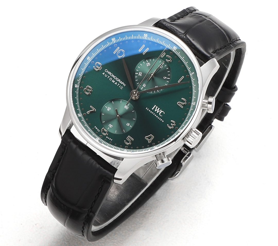 포르투기저 크로노그래프 그린 다이얼 레더 스트랩 / V6S IW371615 / 40mm / 크기 40mm Cal.7750 무브