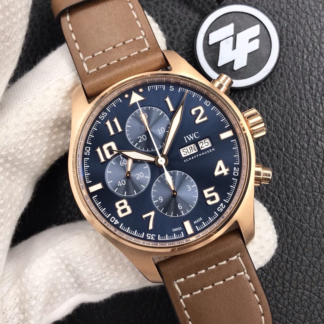 파일럿 크로노그래프 어린왕자 에디션 레더 스트랩 / ZF IW377721 / 43mm / 크기 43mm 두께 15mm Cal.7750 무브