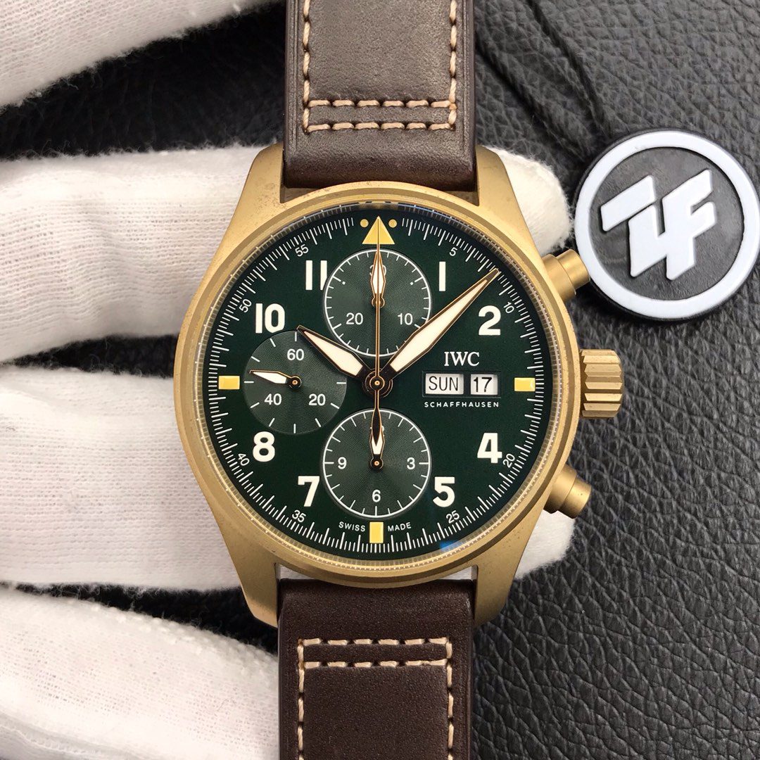 파일럿 크로노그래프 스핏파이어 브론즈 레더 스트랩 / ZF IW387902 / 41mm / 크기 41mm 두께 15.3mm Cal.7750 무브