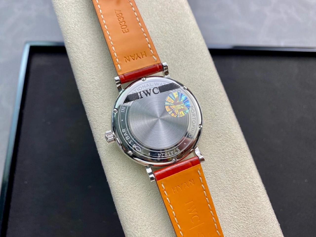 포르토피노 레이디 다이아베젤 실버 그레이/블랙 다이얼 레더 스트랩 / V7 IW458109 / 37mm / 크기 37mm Cal.2892 무브