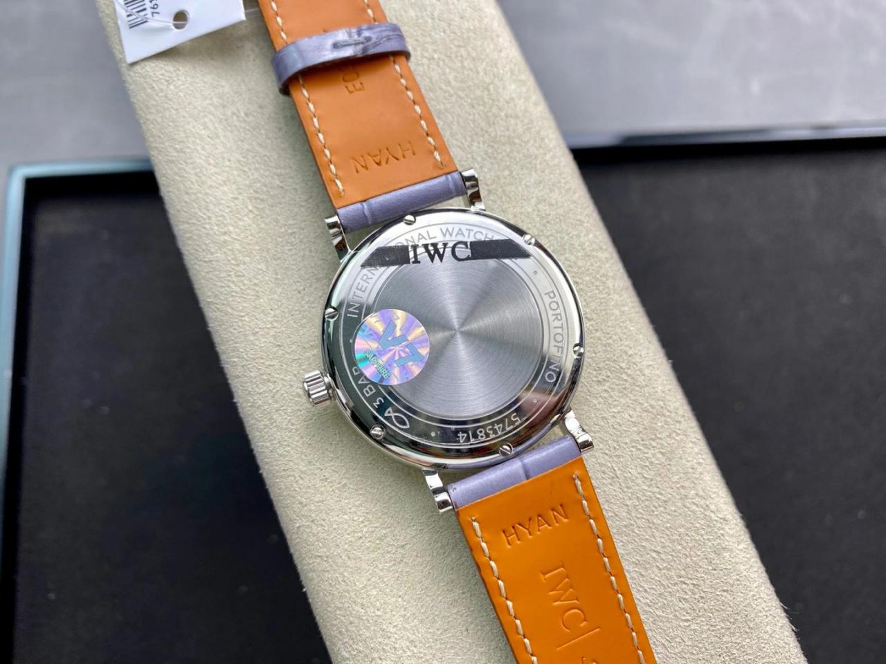 포르토피노 레이디 다이아베젤 실버 퍼플 다이얼 레더 스트랩 / V7 IW458104 / 37mm / 크기 37mm Cal.2892 무브