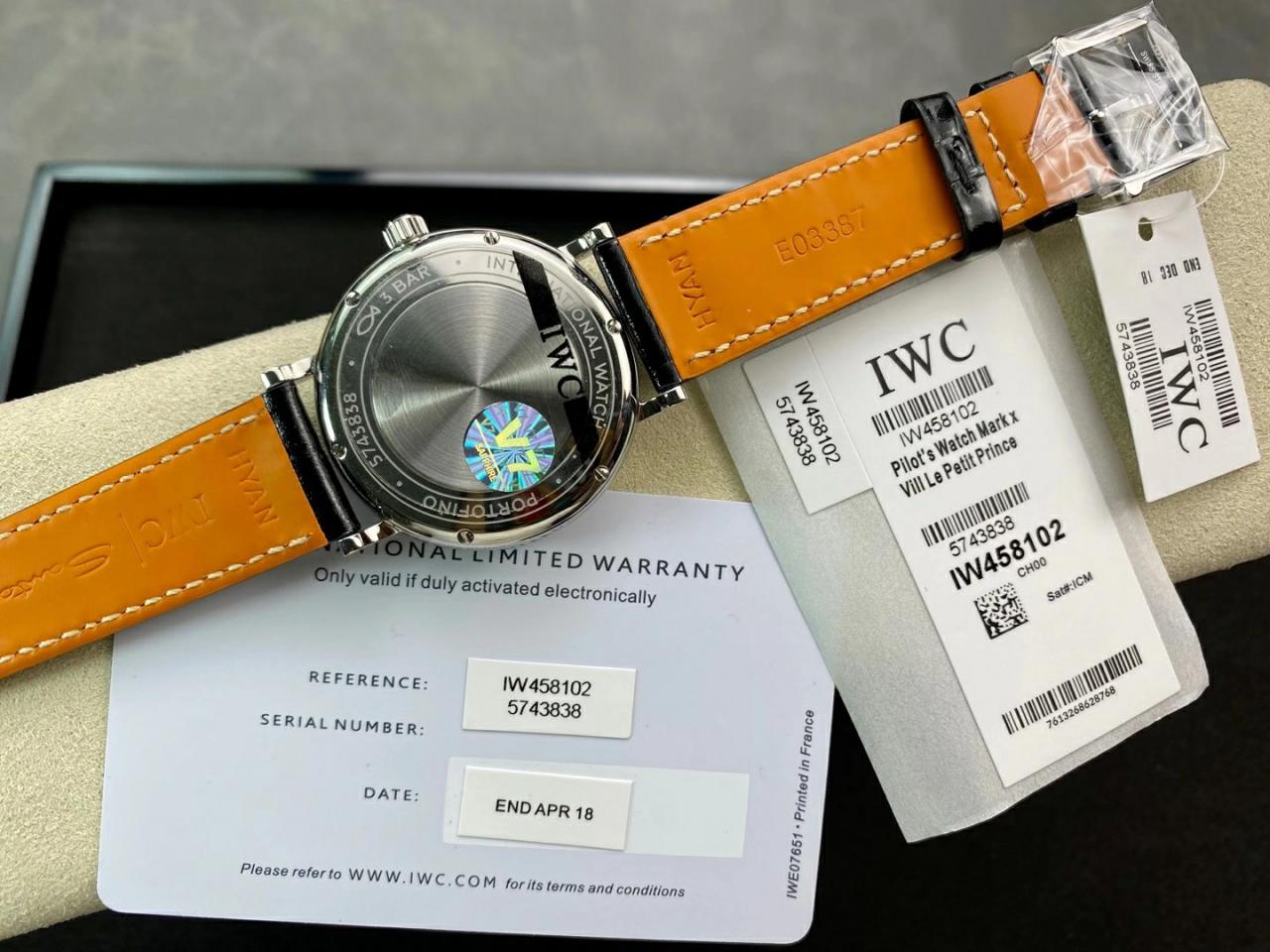 포르토피노 레이디 실버 퍼플 다이얼 레더 스트랩 / V7 IW458102 / 37mm / 크기 37mm Cal.2892 무브
