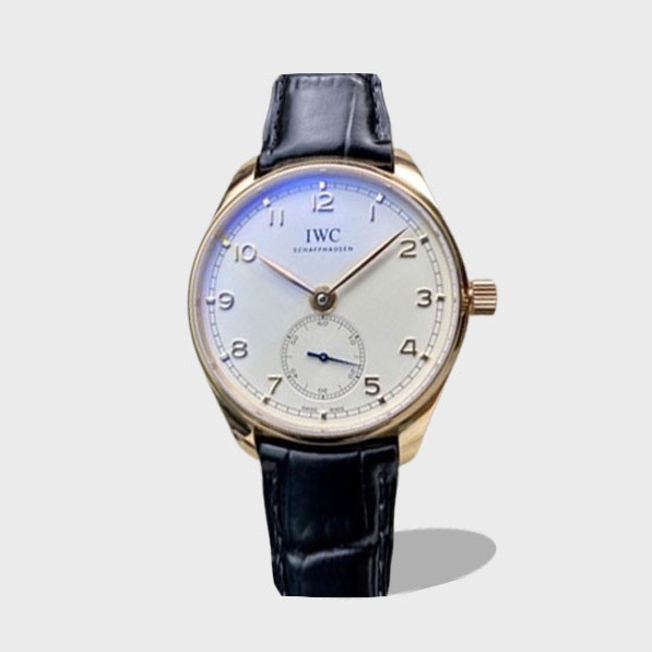 포르투기저 크로노그래프 로즈골드 화이트 다이얼 레더 스트랩 / YL IW358306 / 40mm / 크기 40mm Cal.82200 무브