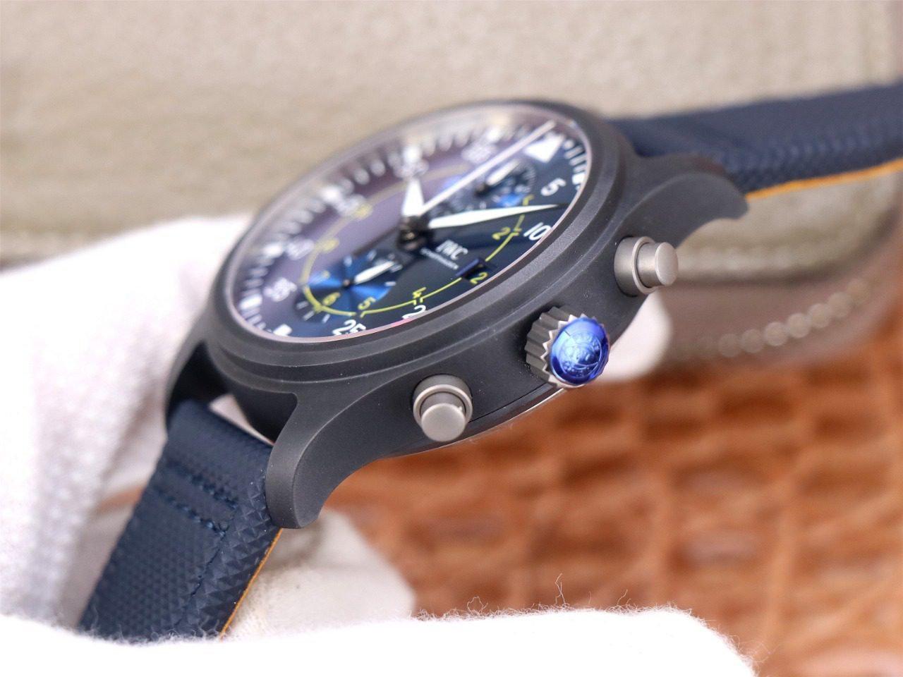파일럿 크로노그래프 탑건 블루 엔젤 스페셜 에디션 / ZF IW389008 / 44mm / 크기 44mm 두께 16.5mm Cal.89361 무브