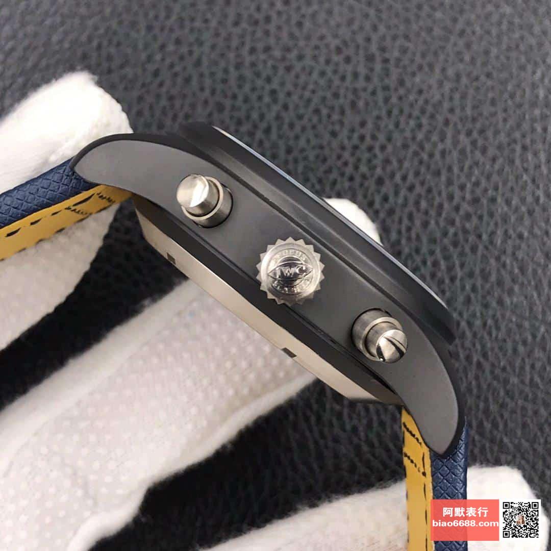 파일럿 탑건 네이비 에어 컴뱃 포스 크로노그래프 러버 스트랩 / YL IW389008 / 44.5mm / 크기 44.5mm Cal.7750 무브