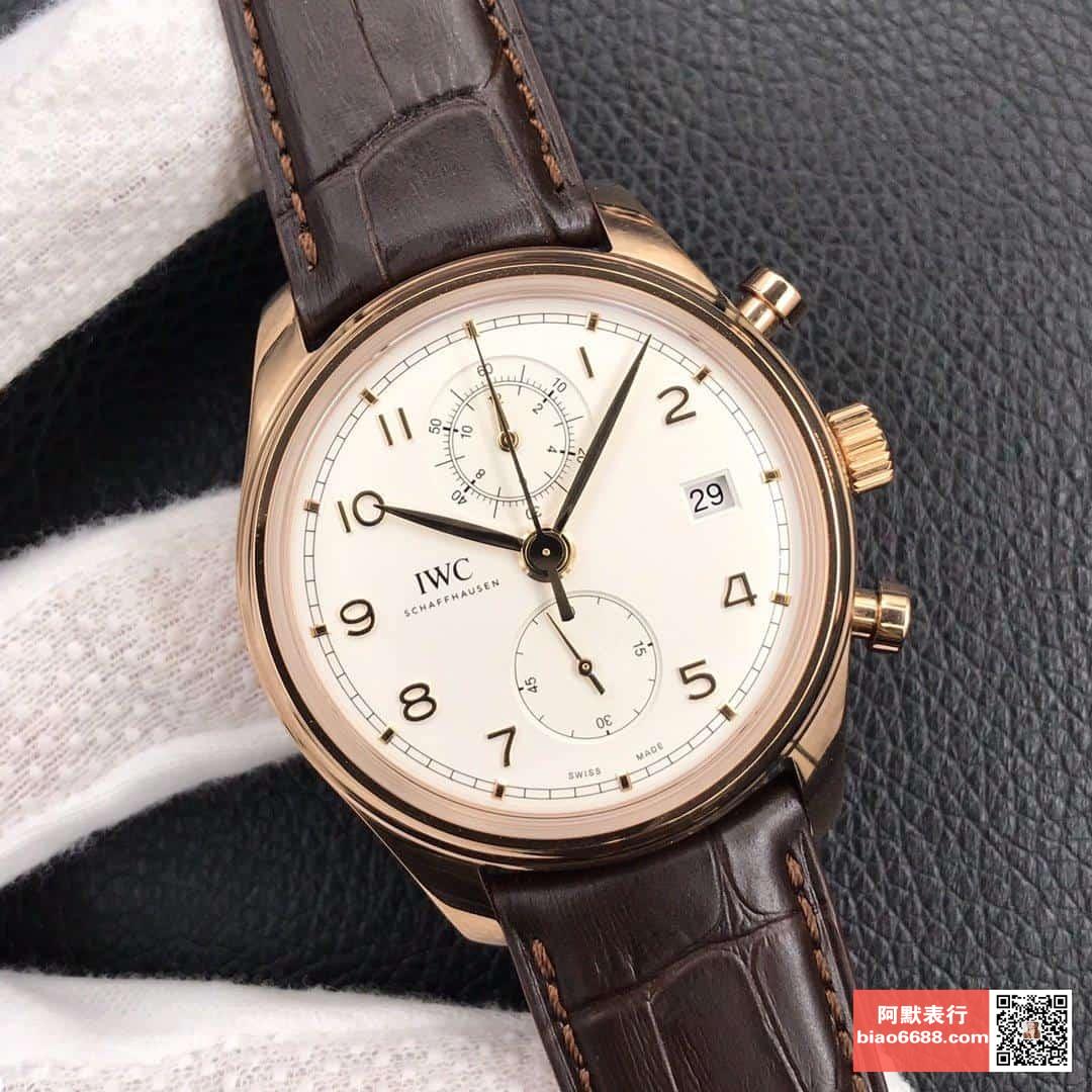 포르투기저 크로노그래프 클래식 로즈골드 화이트 다이얼 레더 스트랩 / ZF IW390301 / 42mm / 크기 42mm 두께 13.5mm Cal.89361 무브