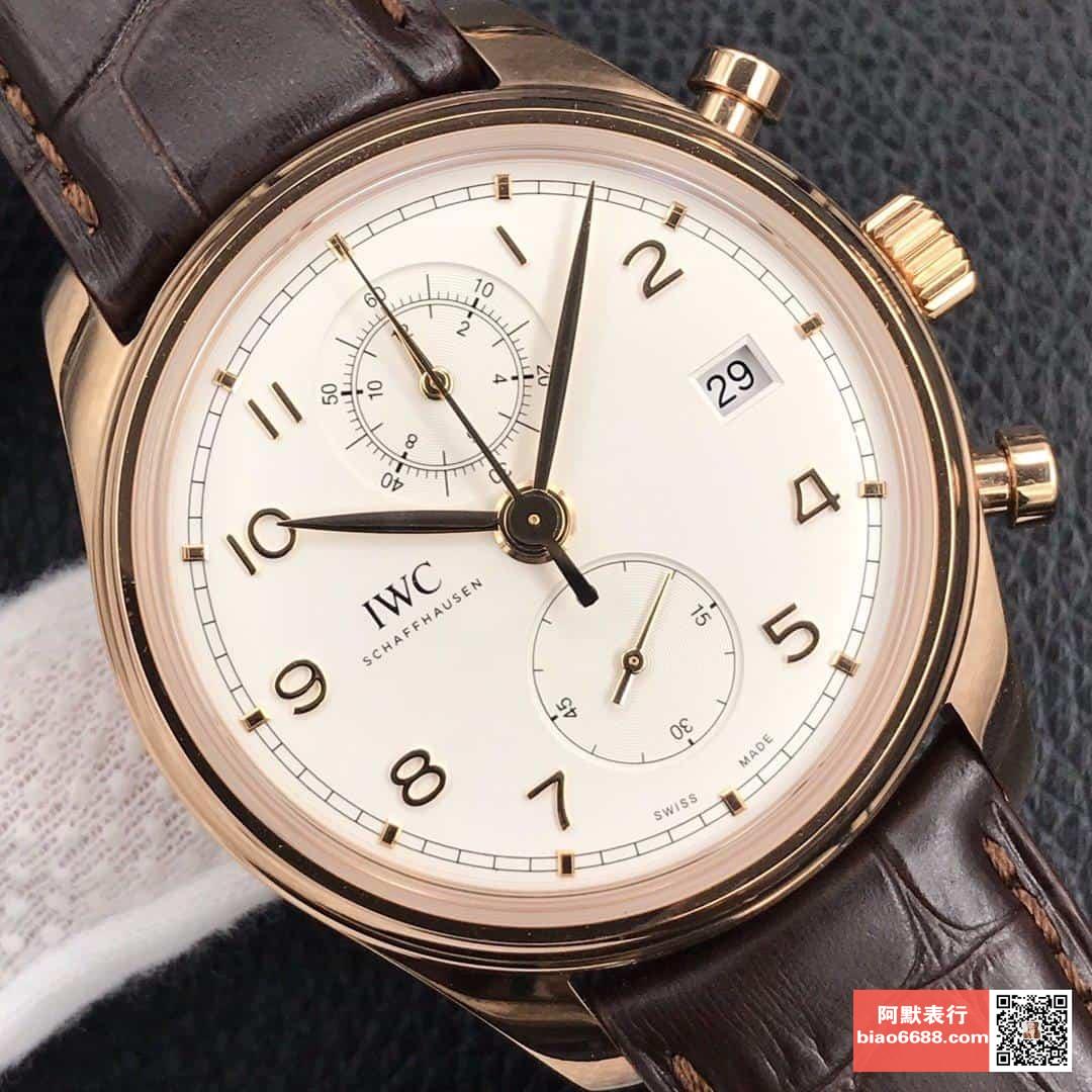 포르투기저 크로노그래프 클래식 로즈골드 화이트 다이얼 레더 스트랩 / ZF IW390301 / 42mm / 크기 42mm 두께 13.5mm Cal.89361 무브