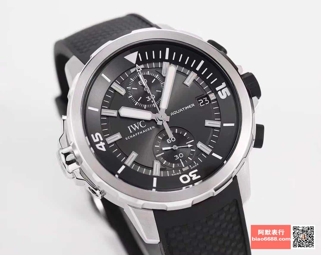 아쿠아타이머 크로노그래프 \"샤크\" 스페셜 에디션 러버 스트랩 / V6 IW379506 / 44mm / 크기 44mm Cal.7750 무브