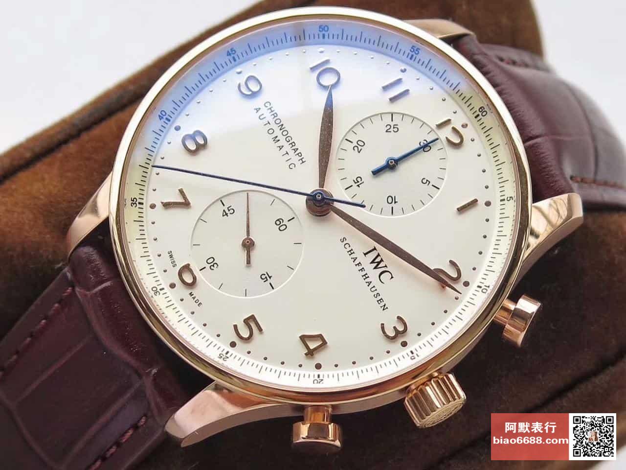 포르투기저 크로노그래프 로즈골드 화이트 다이얼 레더 스트랩 / ZF IW371480 / 41mm / 크기 41mm 두께 12.5mm Cal.7750 무브