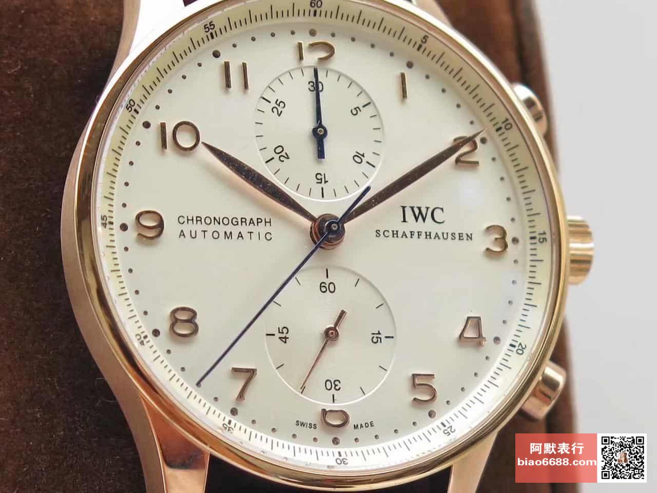 포르투기저 크로노그래프 로즈골드 화이트 다이얼 레더 스트랩 / ZF IW371480 / 41mm / 크기 41mm 두께 12.5mm Cal.7750 무브