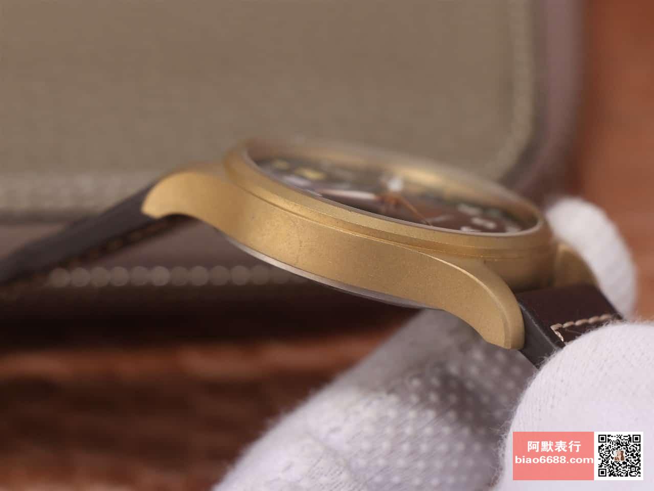 파일럿 스핏파이어 브론즈 블랙 다이얼 레더 스트랩 / MKS IW326802 / 39mm / 크기 39mm 두께 10.5mm Cal.9015 무브