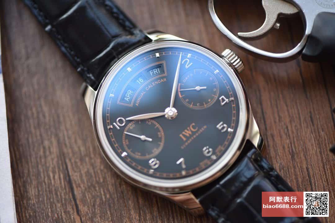 포르투기저 애뉴얼 캘린더 피사 에디션 레더 스트랩 / ZF / 44mm / 크기 44mm 두께 15mm Cal.52850 무브