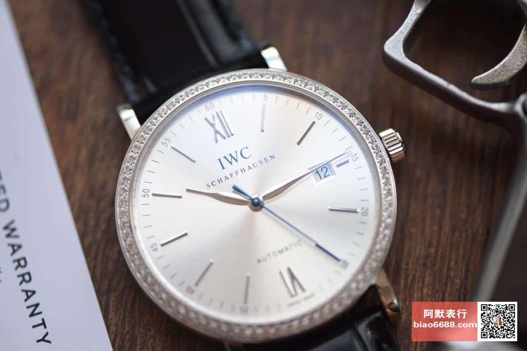 포르토피노 다이아베젤 화이트 다이얼 레더 스트랩 / V7 IW356514 / 40mm / Cal.2892 무브 , 40mm