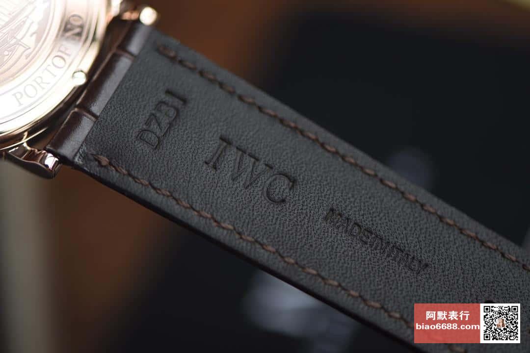 포르토피노 로즈골드 블랙 다이얼 레더 스트랩 / V7 IW356511 / 40mm / Cal.2892 무브 , 40mm