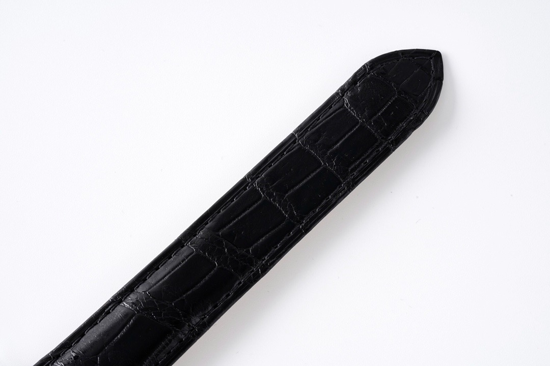 발롱 블루 드 블랙 다이얼 / AF WSBB0027 / 42mm / cal.2824무브먼트