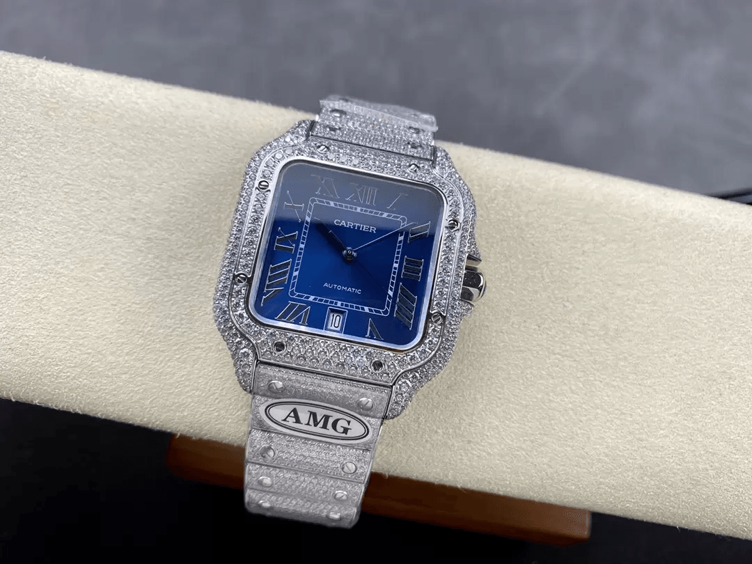 산토스 버스트다운 블루 다이얼 옐로우골드 콤비 / AMG / 40mm / cal.9015 자동 기계식 무브먼트, 스와로브스키 다이아몬드 4555개 세팅