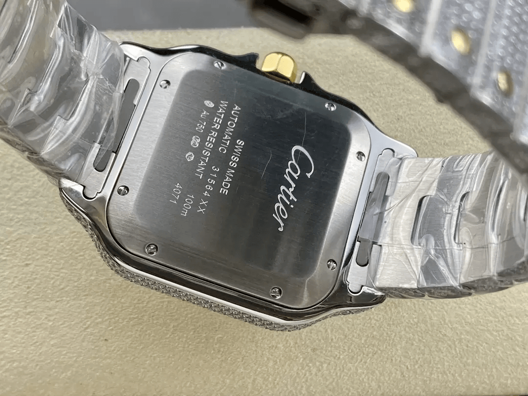 산토스 버스트다운 화이트 다이얼 옐로우골드 콤비 / AMG / 40mm / cal.9015 자동 기계식 무브먼트, 스와로브스키 다이아몬드 4555개 세팅